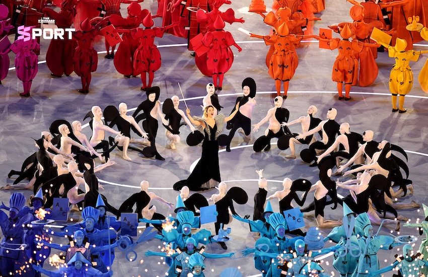 ภาพพิธีเปิดการแข่งขันโอลิมปิกฤดูหนาว Milano Cortina 2026 สุดตระการตาที่สนาม San Siro Stadium เมืองมิลาน 8