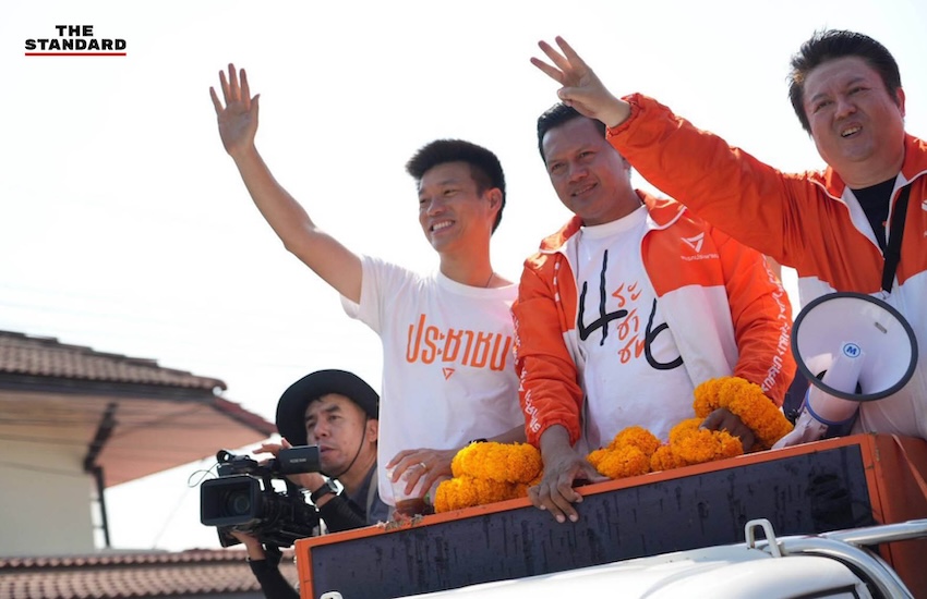 ณัฐพงษ์ เรืองปัญญาวุฒิ แคนดิเดตนายกรัฐมนตรีพรรคประชาชน หาเสียงในจังหวัดนนทบุรีและกรุงเทพฯ ในช่วงโค้งสุดท้ายของการเลือกตั้ง 1