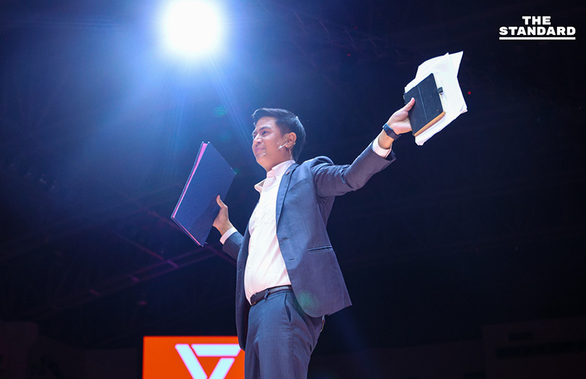 ภาพรวมแกนนำพรรคประชาชนปราศรัยบนเวที ชูการปฏิรูปในหลายมิติ 6