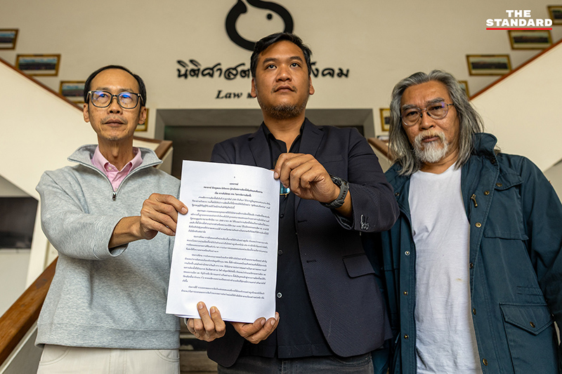 กลุ่มอาจารย์และนักกฎหมายร่วมแถลงการณ์เรียกร้องให้ กกต. ชี้แจงประเด็นการเลือกตั้ง 4