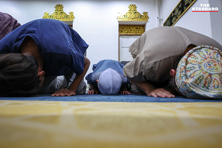 ภาพบรรยากาศวันแรกของการถือศีลอดเดือนรอมฎอน 2569 ที่ มัสยิดฮารูณ ย่านบางรัก 1