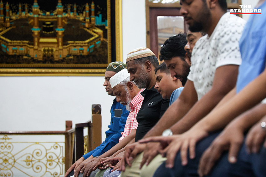 ภาพบรรยากาศวันแรกของการถือศีลอดเดือนรอมฎอน 2569 ที่ มัสยิดฮารูณ ย่านบางรัก 8