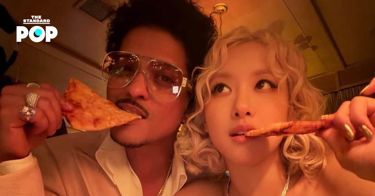 ภาพ ROSÉ จากอินสตาแกรม Roses_are_rosie ในข่าวเพลง APT. ของ ROSÉ และ Bruno Mars ขึ้นแท่นซิงเกิลขายดีที่สุดปี 2025