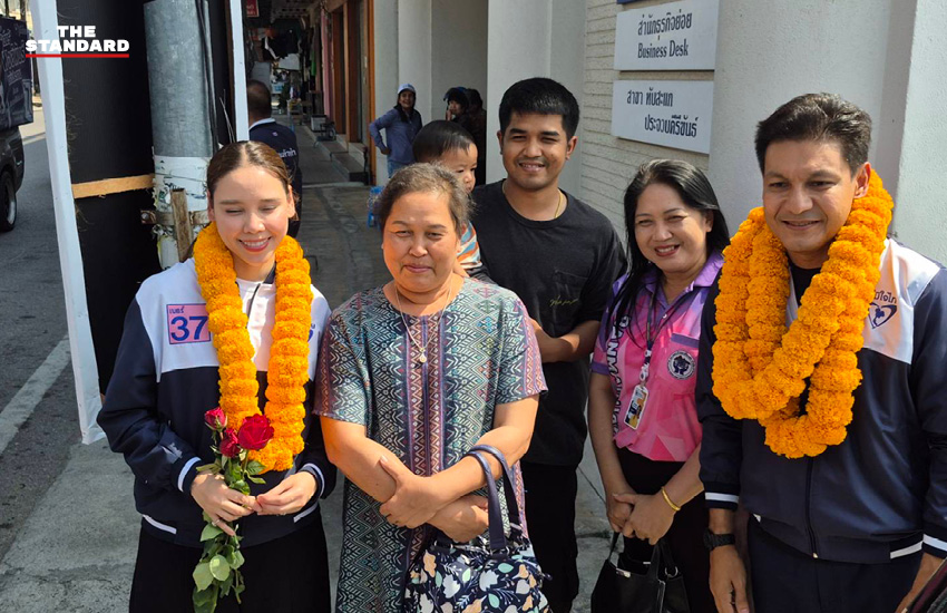 ซาบีดา ไทยเศรษฐ์ และ มนัญญา ไทยเศรษฐ์ ลงพื้นที่ช่วย พงษ์พันธ์ เผ่าประทาน ผู้สมัคร สส.พรรคภูมิใจไทย หาเสียงในจังหวัดประจวบคีรีขันธ์ 3