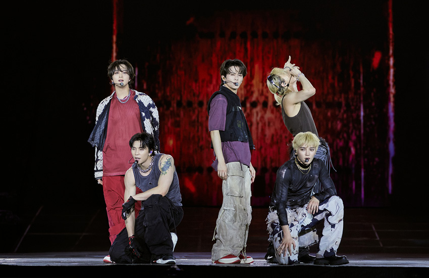 ภาพบรรยากาศคอนเสิร์ต SMTOWN LIVE IN BANGKOK ฉลอง 30 ปี SM Entertainment ที่ราชมังคลากีฬาสถาน 1