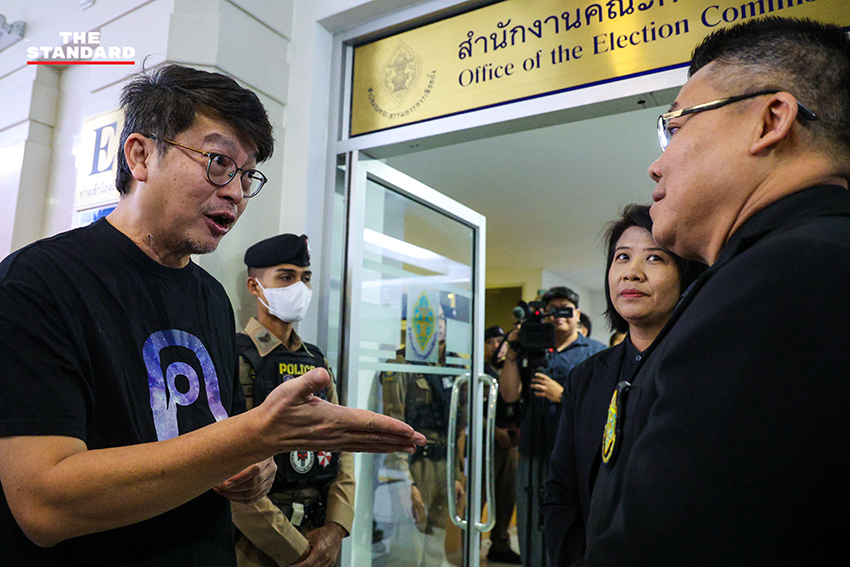 สมบัติ บุญงามอนงค์ หรือ บก.ลายจุด ยื่นหนังสือร้องเรียน กกต. ตรวจสอบปัญหาการจัดการเลือกตั้ง 2569 2