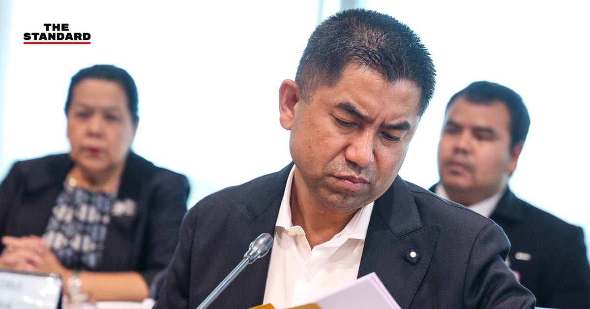 ทนายความของ พล.ต.อ.สุรเชษฐ์ หักพาล ยื่นหนังสือต่อเจ้าหน้าที่ ปปง. เพื่อขอให้ตรวจสอบบิ๊กตำรวจที่อาจเกี่ยวข้องกับเว็บพนันออนไลน์