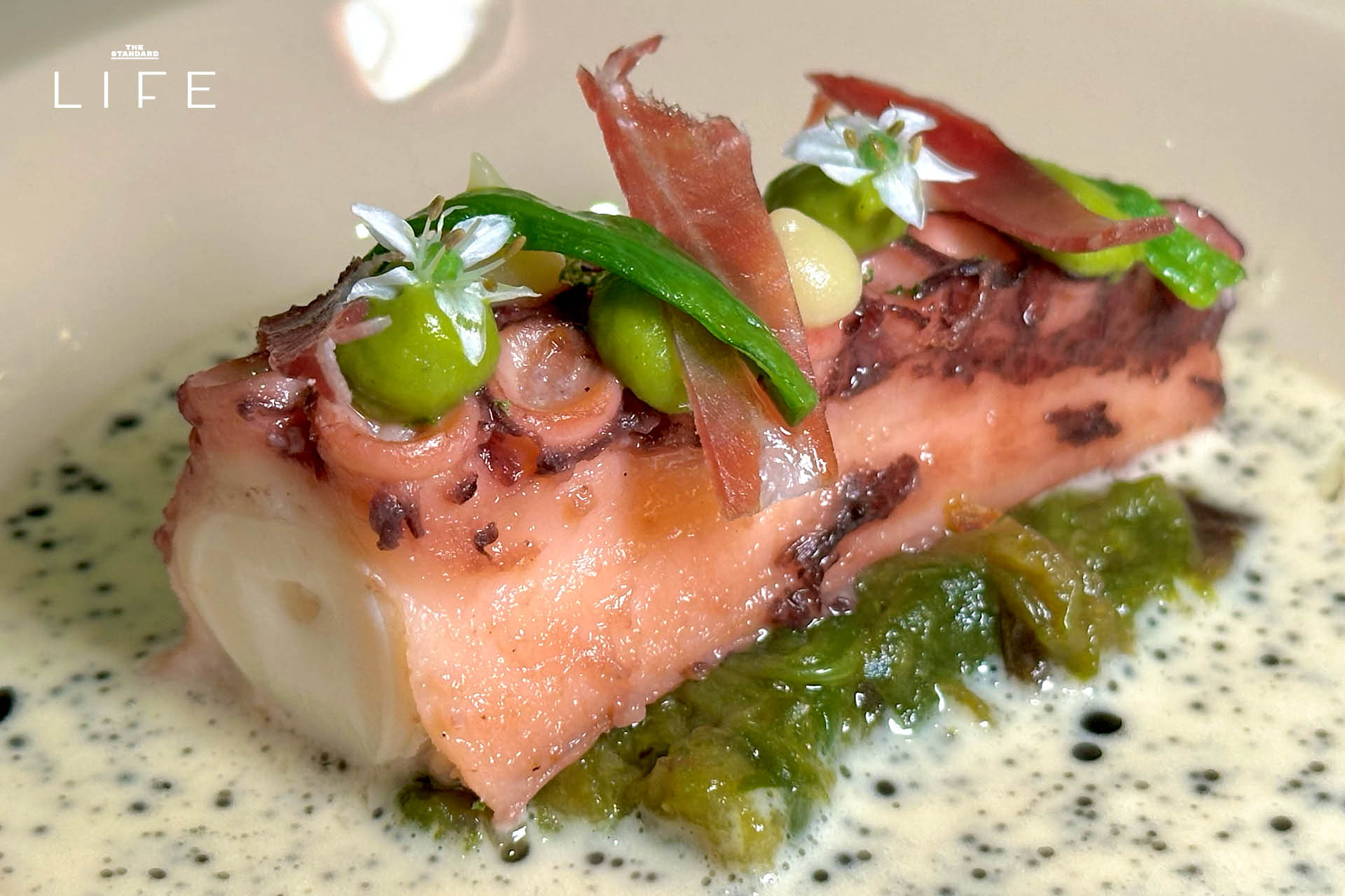 ภาพรวมประสบการณ์ Table1749 ดินเนอร์ป๊อปอัพ เลือกเมนูผ่านการ ดมกลิ่น พร้อมอาหาร 4 คอร์สโดยเชฟมิชลินสตาร์ 8