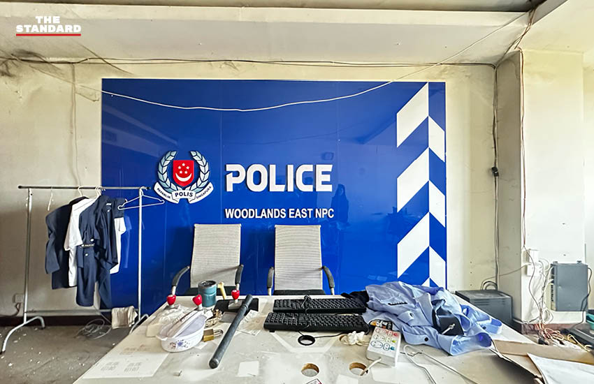 ทหารและตำรวจไทยนำคณะสื่อมวลชนไทยและต่างชาติเข้าตรวจสอบอาณาจักรสแกมเมอร์ข้ามชาติบริเวณชายแดนจังหวัดสุรินทร์ 16