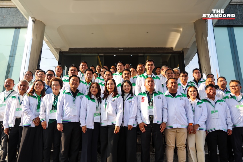 ร.อ. ธรรมนัส พรหมเผ่า ประธานที่ปรึกษาพรรคกล้าธรรม แถลงข่าวถึงการตัดสินใจร่วมรัฐบาลและปมข่าวขัดแย้งพรรคภูมิใจไทย 10