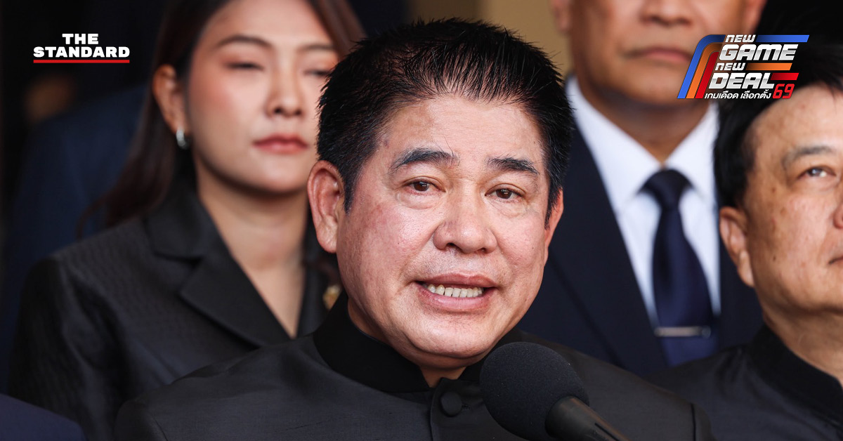 ร.อ.ธรรมนัส พรหมเผ่า รองนายกรัฐมนตรีและรัฐมนตรีว่าการกระทรวงเกษตรและสหกรณ์ ในฐานะประธานที่ปรึกษาพรรคกล้าธรรม ให้สัมภาษณ์ที่ทำเนียบรัฐบาล