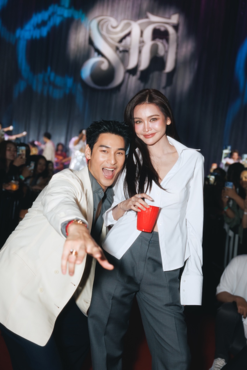 ภาพบรรยากาศงานกาล่าพรีเมียร์ภาพยนตร์ 'ราคี (THE STAIN)' ณ Paragon Hall โดยมี อิงฟ้า วราหะ และ อาโป ณัฐวิญญ์ นำทีมนักแสดงร่วมเดินพรมแดง 6