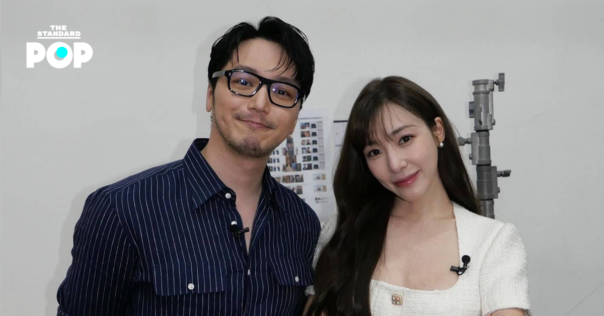 ทิฟฟานี่ ยัง ในชุดสวยสง่า ยิ้มแย้มสดใส ภาพประกอบข่าวการจดทะเบียนสมรส