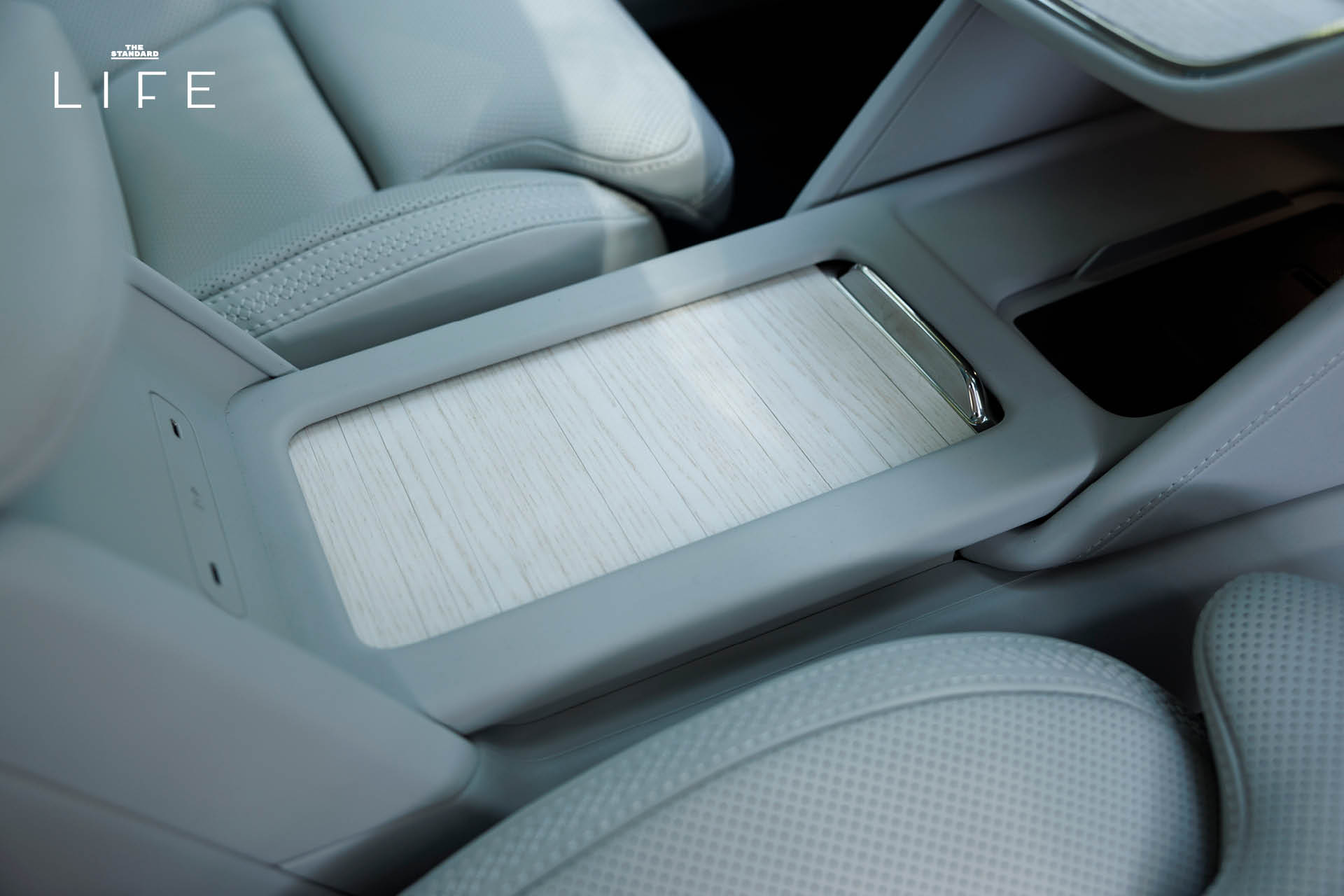 Volvo ES90 ซีดานไฟฟ้าที่บาลานซ์ดีไซน์ ความสบายและสมรรถนะอย่างมีชั้นเชิง 9