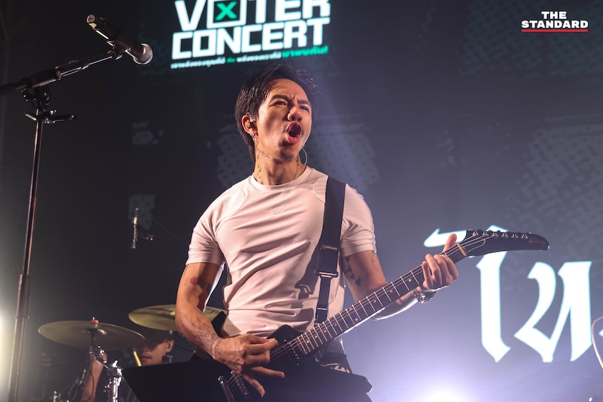 บรรยากาศ Voter Concert ที่ลานหอศิลปฯ กรุงเทพฯ ผู้คนร่วมกิจกรรมรณรงค์ เลือกตั้ง-ประชามติ 9