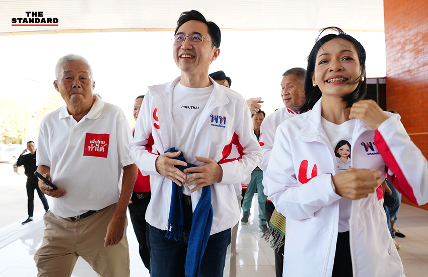 ศ.ดร.ยศชนัน วงศ์สวัสดิ์ และ ณัฐวุฒิ ใสยเกื้อ หาเสียงให้พรรคเพื่อไทยในจังหวัดสกลนคร 6