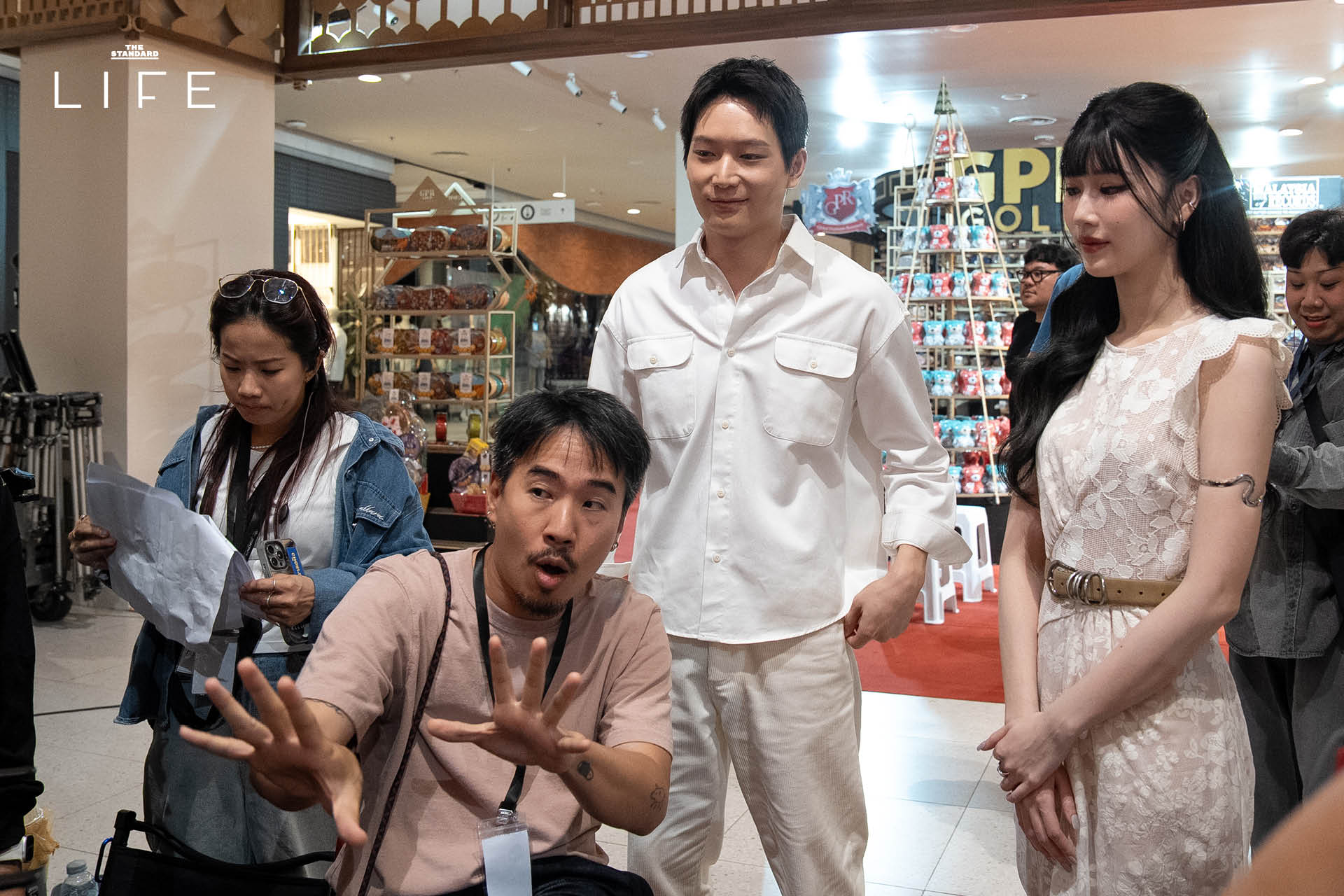 ภาพประกอบบทเพลง ‘YOURS’ แคมเปญ 45 ปี เซ็นทรัลพัฒนา บันทึกความสุขและเรื่องราวความผูกพันของคนไทย 5