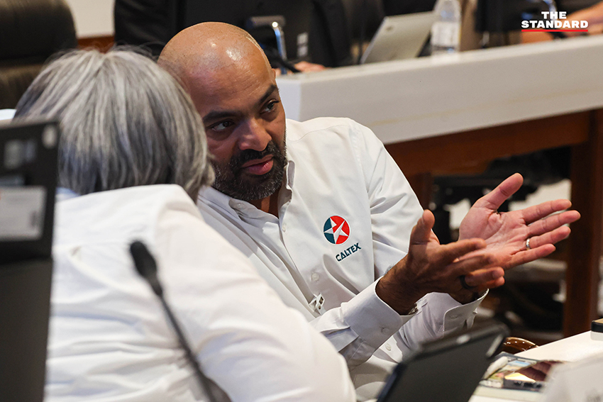 นายกฯ นั่งโต๊ะ ศบก.  สั่งเช็กทั้งระบบ ปมน้ำมันหาย คุมส่งออก-สกัดกำไรเกินควร