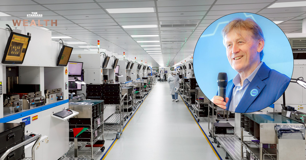 ภาพผู้บริหาร อนาล็อก ดีไวเซส พร้อมข้อความ 'ยกระดับไทย สู่ฐานออกแบบชิป จ้างงานเพิ่มเท่าตัว'