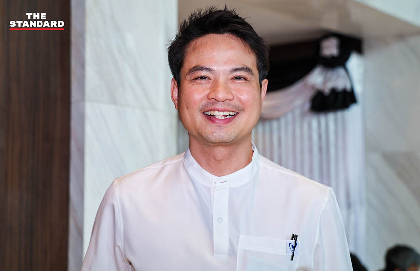 อนุทิน ชาญวีรกูล หัวหน้าพรรคภูมิใจไทย แถลงข่าวส่งรายชื่อ ครม. ตรวจสอบคุณสมบัติ 12