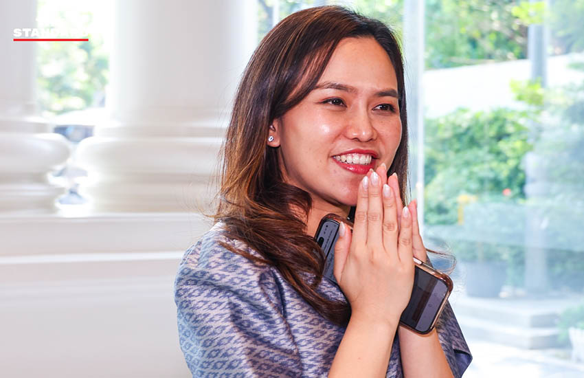 อนุทิน ชาญวีรกูล หัวหน้าพรรคภูมิใจไทย แถลงข่าวส่งรายชื่อ ครม. ตรวจสอบคุณสมบัติ 18