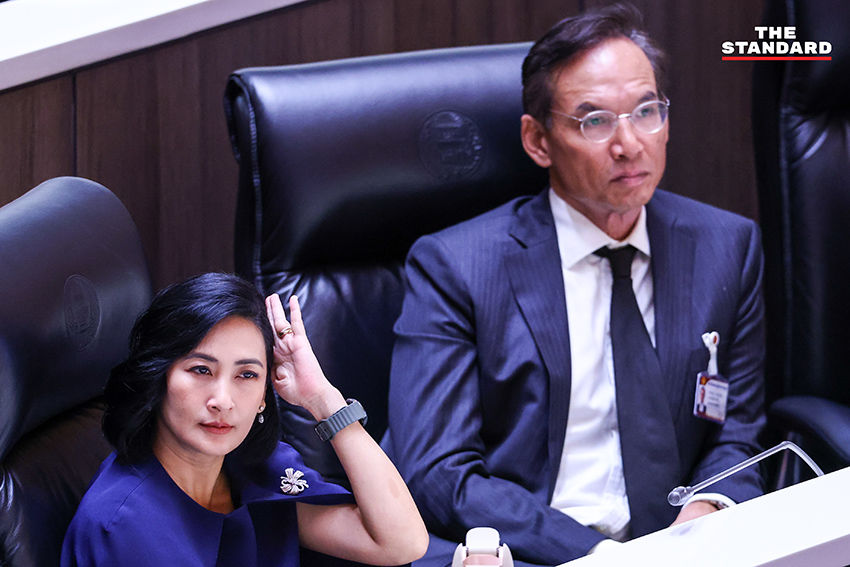 ภาพ สส. อภิปรายคุณสมบัติ อนุทิน ชาญวีรกูล และ ณัฐพงษ์ เรืองปัญญาวุฒิ ในการประชุมสภาผู้แทนราษฎร ก่อนลงมติเลือกนายกรัฐมนตรี 13