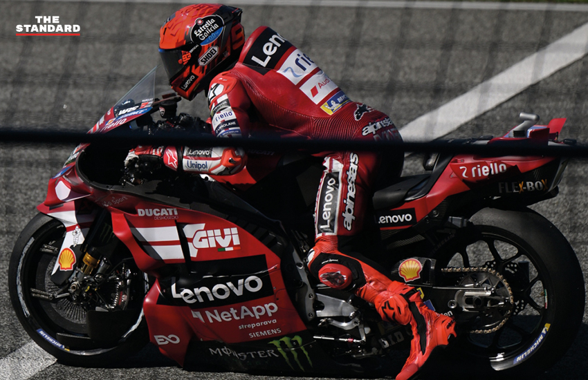 อนุทิน ชาญวีรกูล และ เนวิน ชิดชอบ ร่วมเปิดงาน MotoGP 2026 ที่สนามบุรีรัมย์ อินเตอร์เนชั่นแนล เซอร์กิต 13