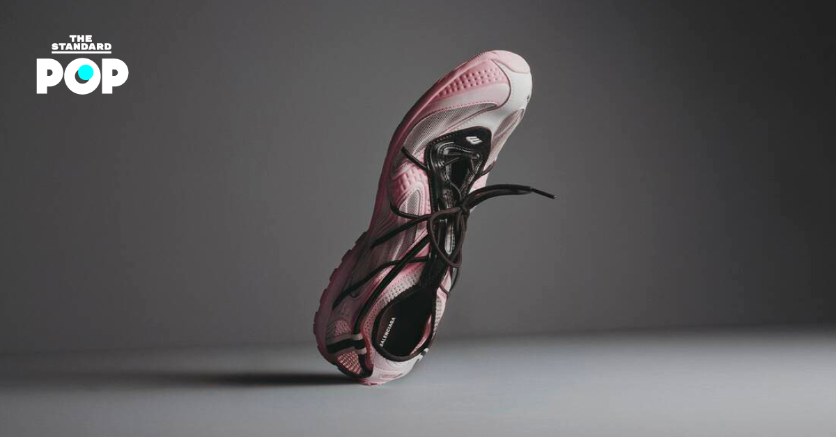 รองเท้าสนีกเกอร์ Balenciaga รุ่น Radar ผลงานแรกของ Pierpaolo Piccioli