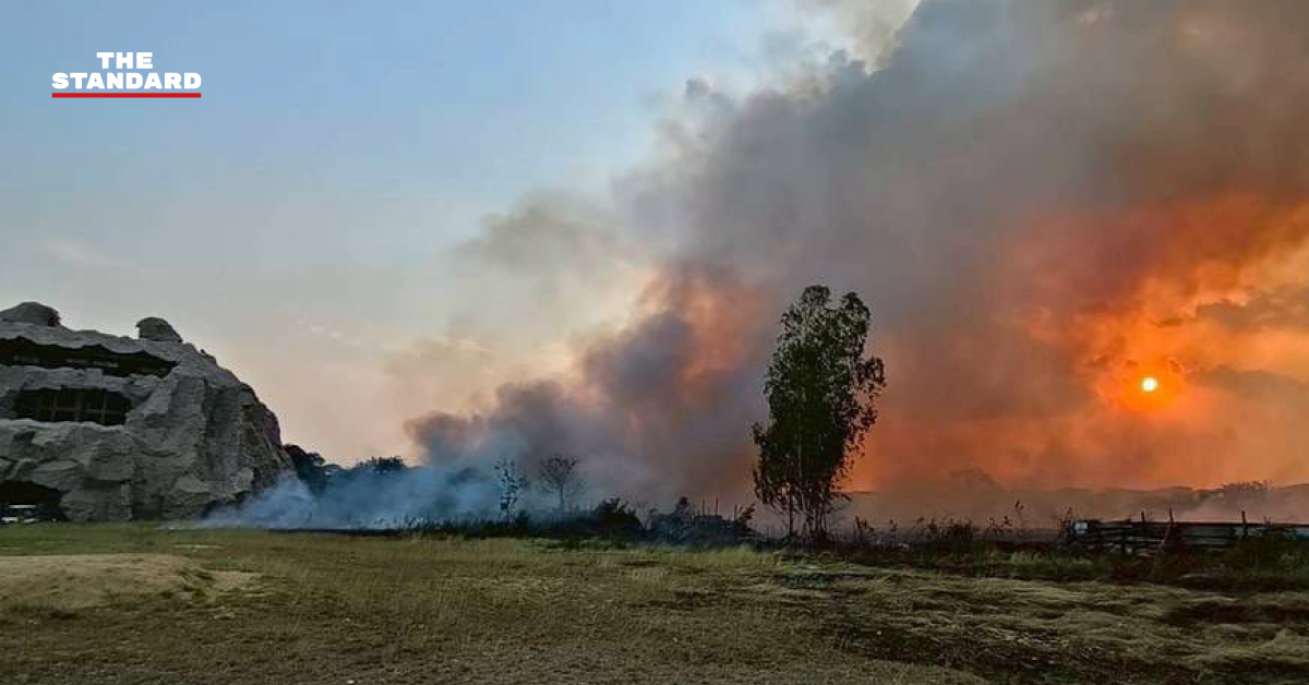 ผู้ว่าฯ ชัชชาติ สิทธิพันธุ์ ลงพื้นที่ติดตามสถานการณ์ฝุ่น PM 2.5 ที่ศูนย์ข้อมูลคุณภาพอากาศกรุงเทพมหานคร