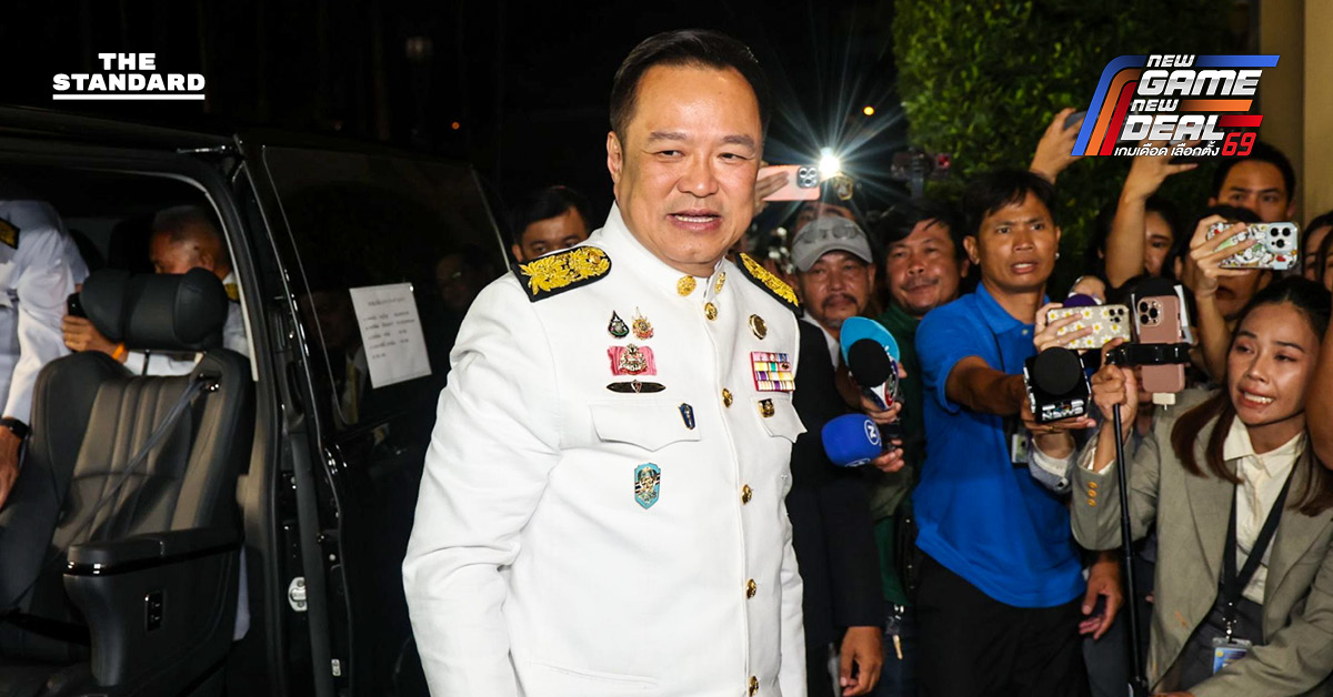 ภาพกราฟิกแสดงรายชื่อคณะรัฐมนตรีพรรคภูมิใจไทยที่ลงตัวแล้ว โดยมี 3 มืออาชีพคุมกระทรวงเศรษฐกิจหลักและไม่มีรัฐมนตรีช่วย ส่วนโควตาการเมืองกระจายไปกระทรวงมหาดไทยและคมนาคม