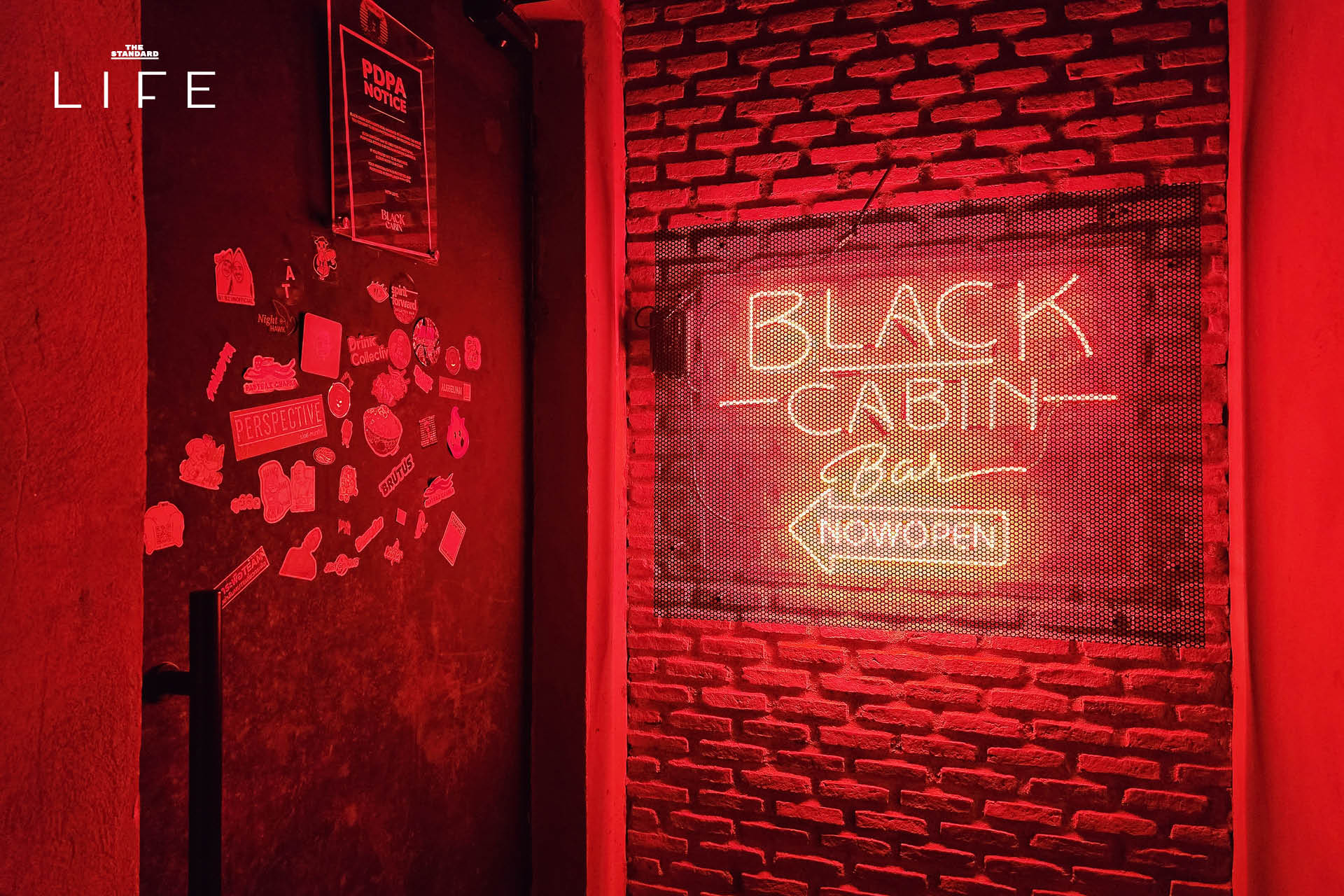 ค็อกเทล Signature Chords และบรรยากาศของ Black Cabin บาร์ทองหล่อ 1