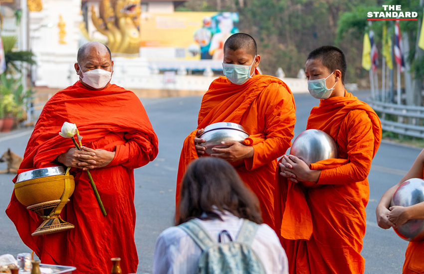 เชียงใหม่ ที่ถูกปกคลุมด้วยหมอกควันหนาทึบจากวิกฤตฝุ่น PM2.5 ทำให้ทัศนวิสัยขุ่นมัว 4