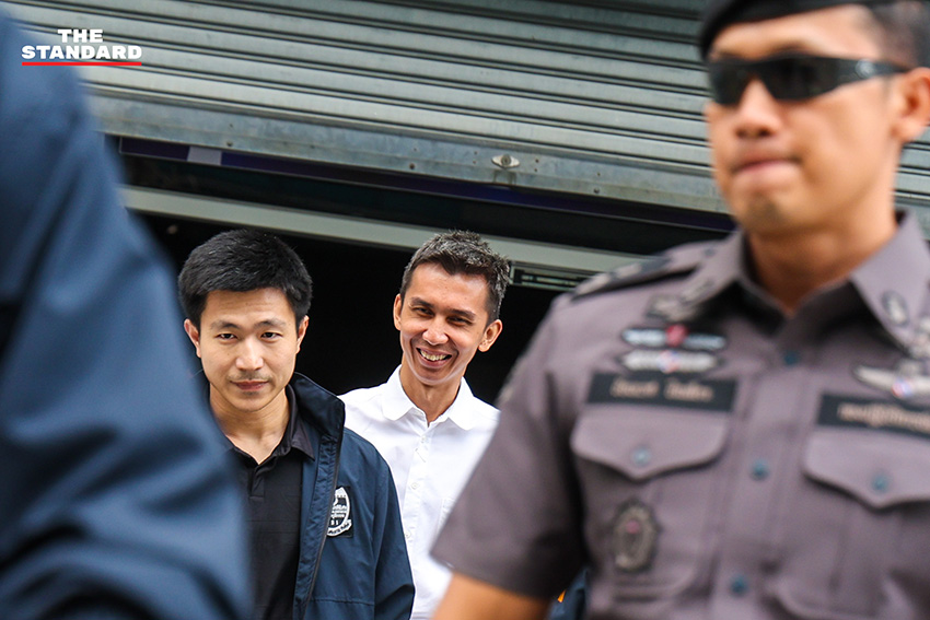 ชนนพัฒฐ์ นาคสั้ว สส.สงขลา ถูกคุมตัวออกจากอาคารดีเอสไอเพื่อไปศาลอาญา พร้อมสีหน้าเคร่งเครียด 2