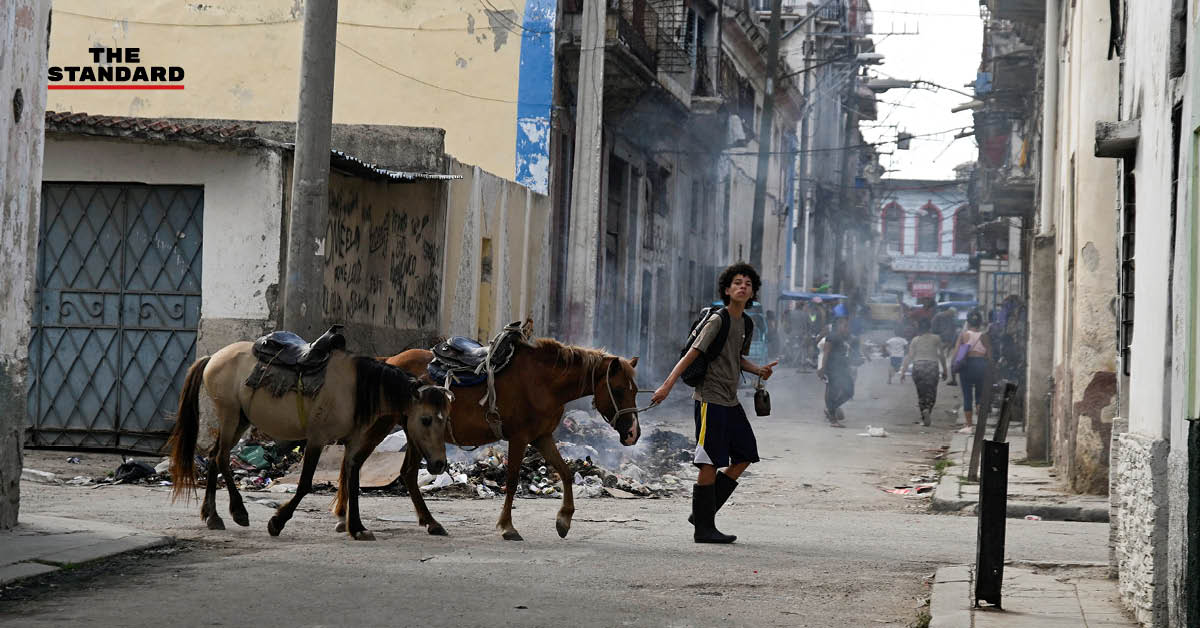 ผู้ประท้วงชาวคิวบา บุกทำลายสำนักงานพรรคคอมมิวนิสต์ ท่ามกลางวิกฤตพลังงานและไฟฟ้าดับในฮาวานา