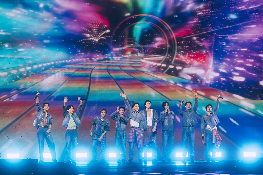 ภาพบรรยากาศคอนเสิร์ต DICE THE 2ND ANNIVERSARY FANCON 4