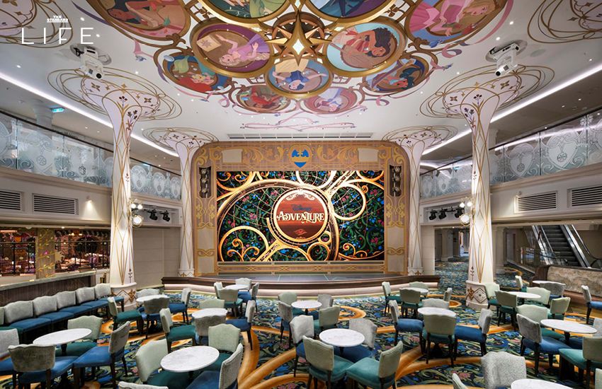 ภาพเรือสำราญ Disney Adventure ลำใหญ่ที่สุดในเอเชีย กำลังเทียบท่าที่สิงคโปร์ 2