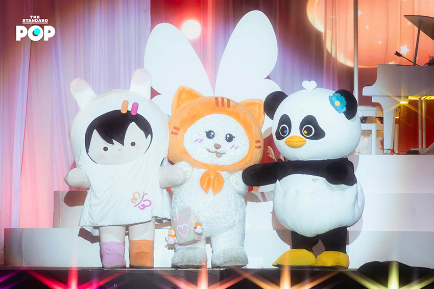 ภาพบรรยากาศคอนเสิร์ต EMI BONNIE : LOVE SESSION ที่ เอมี่ ทสร และ บอนนี่ ภัทราภัสร์ มอบความสุขให้แฟนเพลง 9