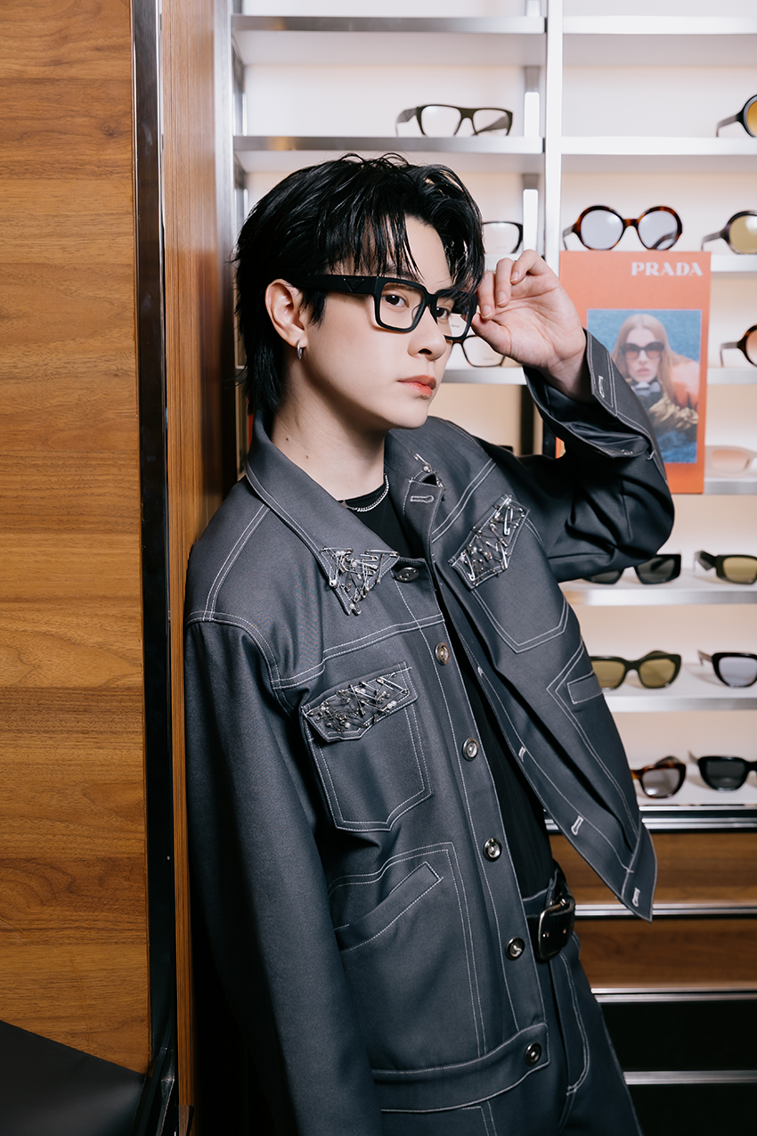 ภาพคอลเล็กชันแว่นตา EssilorLuxottica Spring/Summer 2026 ที่มีทั้งแว่นกันแดดและแว่นสายตา ในดีไซน์ 3 สไตล์หลัก 1