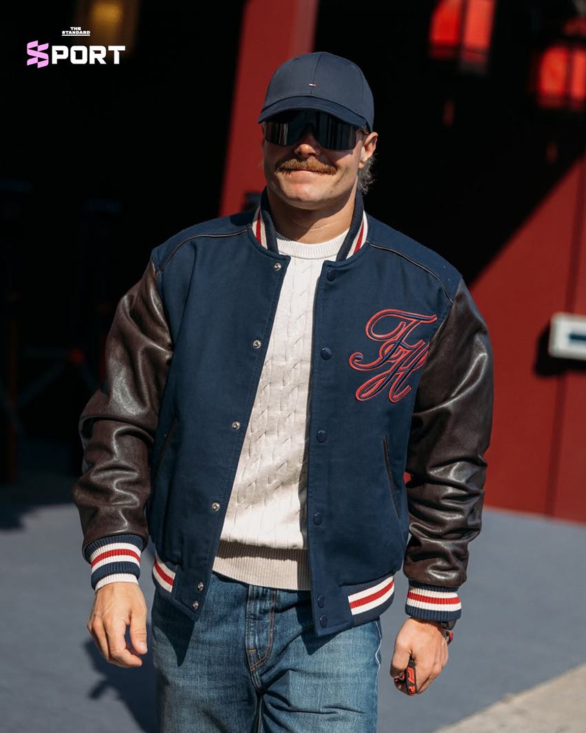 ภาพนักแข่ง F1 สวมใส่เสื้อผ้าสไตล์ Paddock ก่อนการแข่งขัน Chinese Grand Prix 2026 ที่สนาม Shanghai International Circuit 10