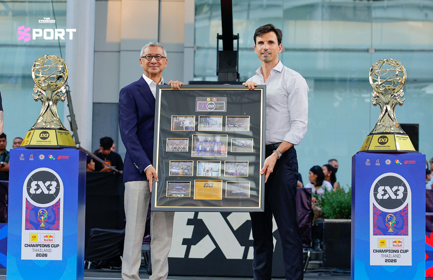 นักกีฬาบาสเกตบอล 3x3 ทีมชาติไทย กำลังแข่งขันในศึก FIBA 3x3 Champions Cup 2026 ที่เซ็นทรัลเวิลด์ 9