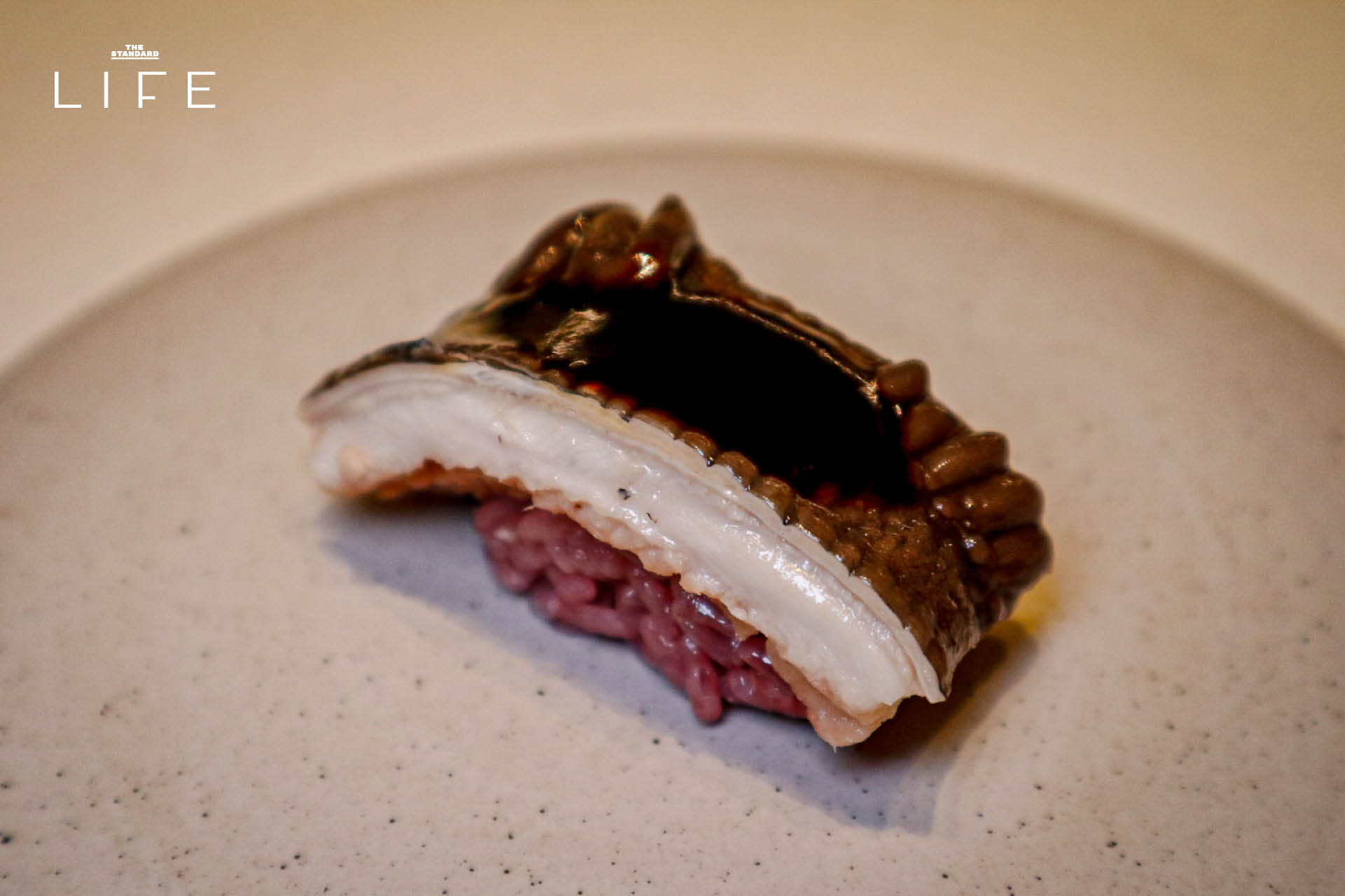 ภาพอาหารโอมากาเสะจากร้าน Fillets ที่ One Bangkok พร้อมนำเสนอเทคนิคการปรุงสไตล์ Kappo โดยเชฟแรนดี้ 16