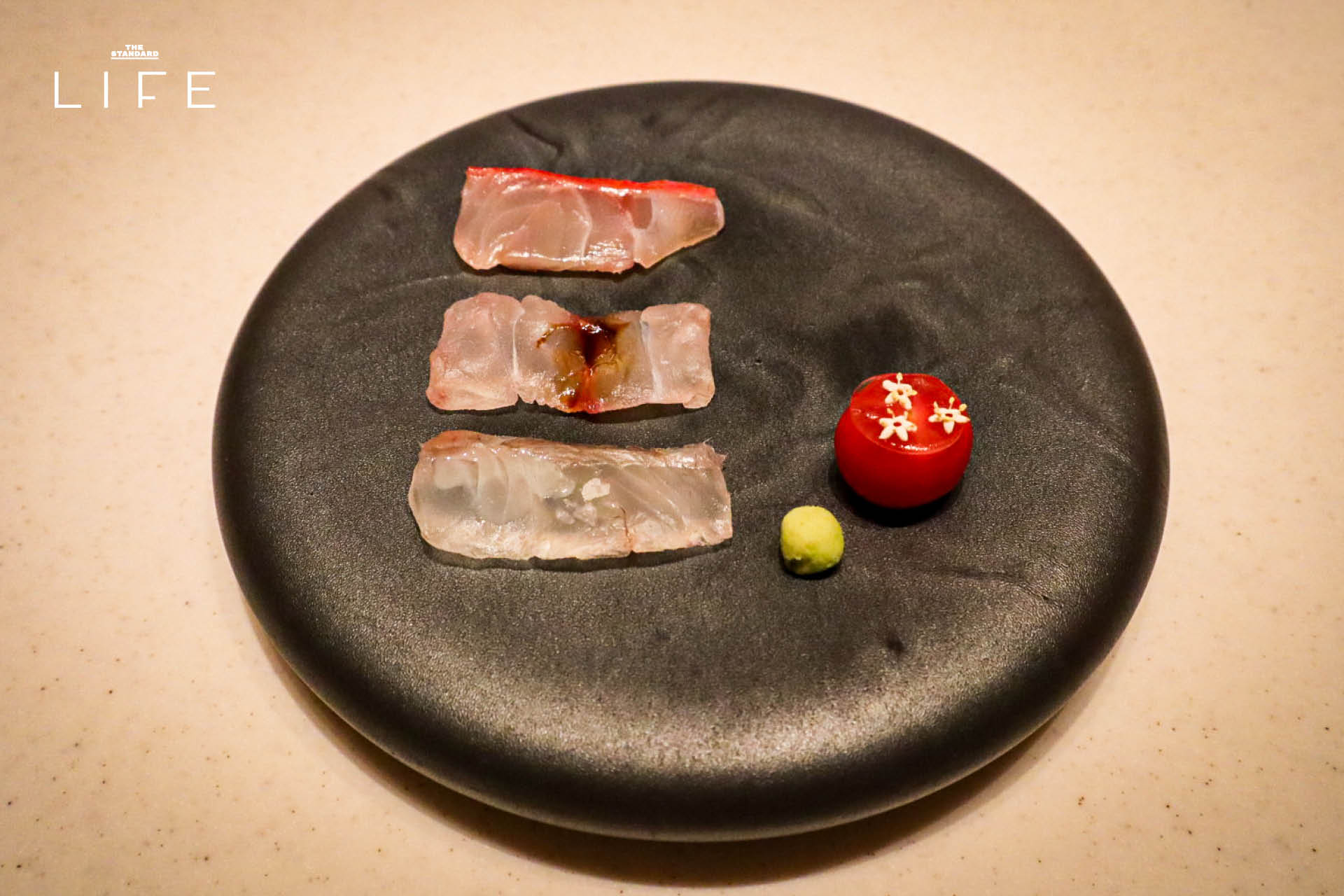 ภาพอาหารโอมากาเสะจากร้าน Fillets ที่ One Bangkok พร้อมนำเสนอเทคนิคการปรุงสไตล์ Kappo โดยเชฟแรนดี้ 3