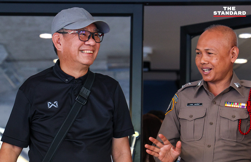 ภาพ 4 ผู้ถูกกล่าวหาคดีอั้งยี่ เข้าพบพนักงานสอบสวน กองปราบฯ 6