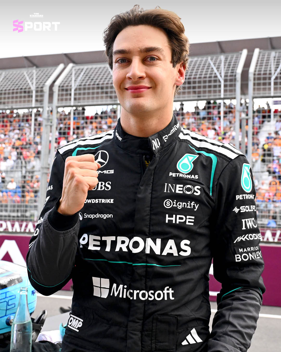 จอร์จ รัสเซลล์ นักแข่ง F1 จากทีม Mercedes ขณะคว้าโพลโพซิชันในการแข่งขัน Australian Grand Prix ปี 2026 1