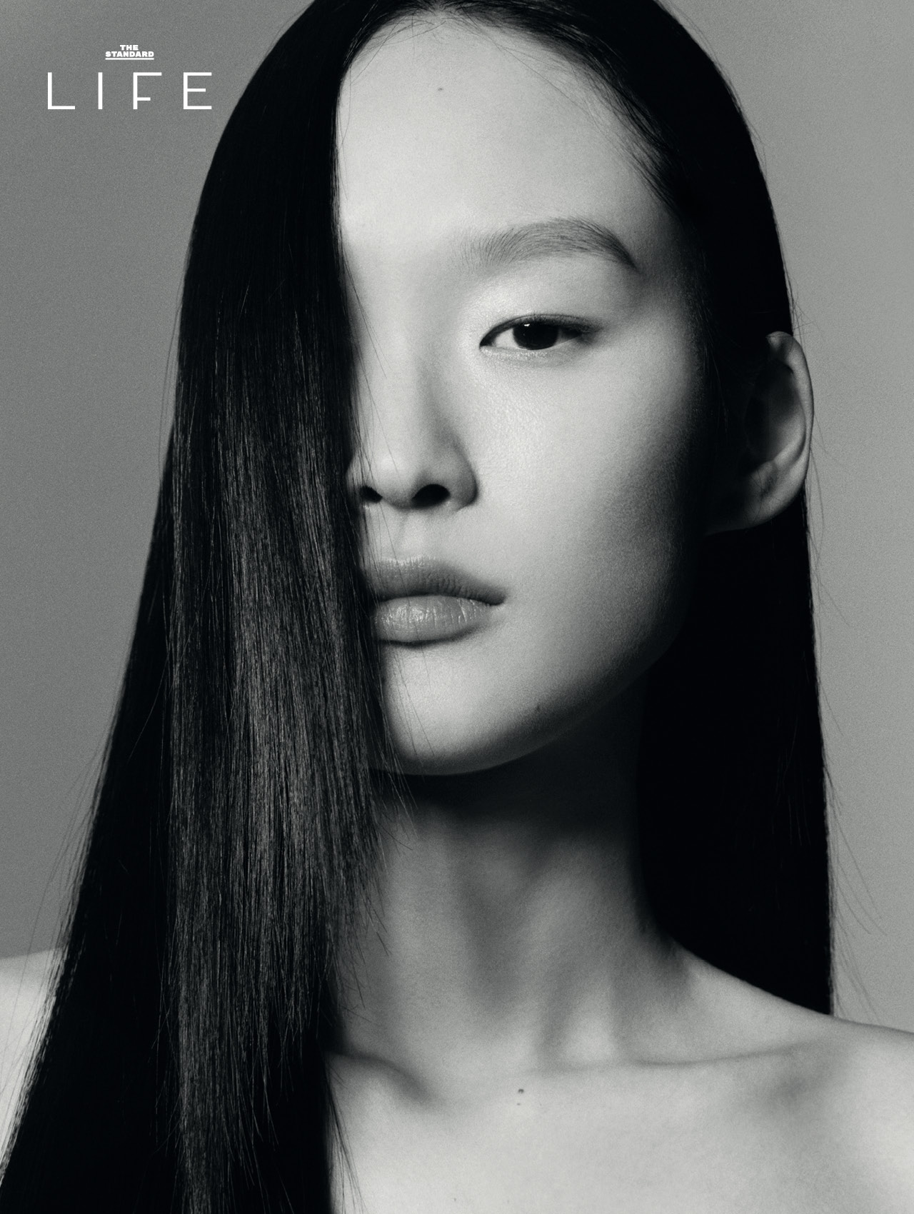 รองพื้น Hermès Plein Air Luminous Matte Skincare Foundation ขวดแก้วพร้อมฝาทอง 5