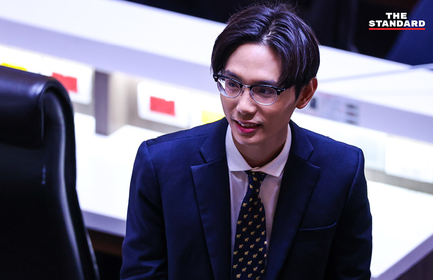 สส. ถกเถียงวิธีการลงคะแนนเสียงเลือกประธานสภาฯ ระหว่างการเขียนชื่อหรือเขียนหมายเลข 8