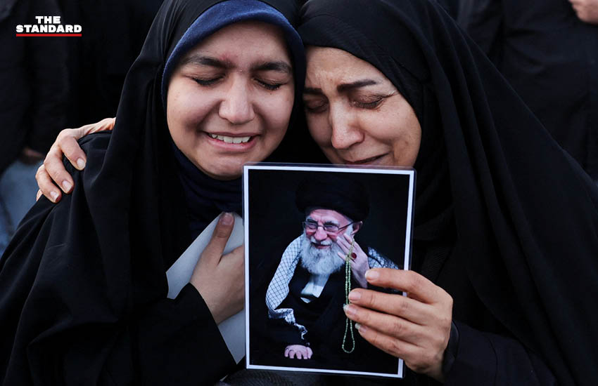 ภาพชาวอิหร่านรวมตัวไว้อาลัย คาเมเนอี ผู้นำสูงสุด พร้อมตะโกน ‘Death to America - Israel’ 1