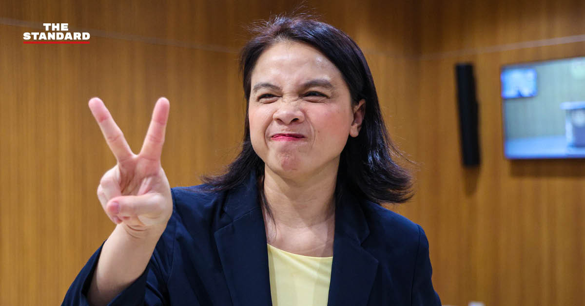 หทัยรัตน์ พหลทัพ บก. The Isaan Record ยื่นหนังสือร้อง กมธ. และ สส.