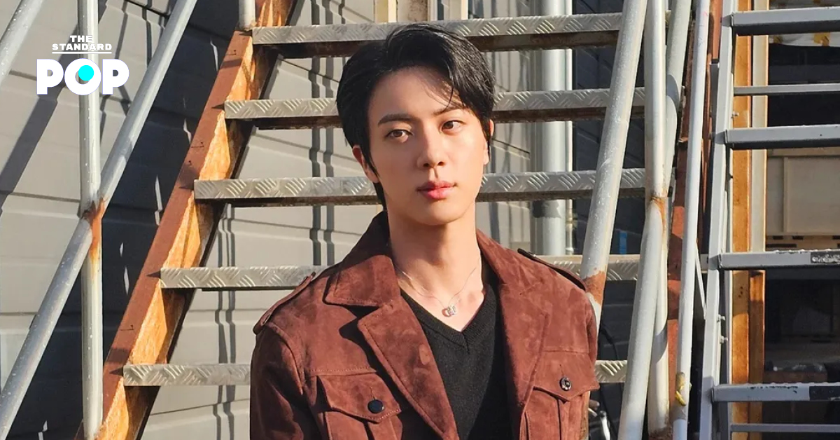 ภาพ จิน วง BTS ขณะให้สัมภาษณ์ถึงทัศนคติและอัลบั้มใหม่