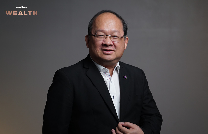 ภาพประกอบแสดงถึงวิกฤตพลังงานและผลกระทบต่อธุรกิจจากราคาน้ำมันที่สูงขึ้น โดยมีจ็อบเบอร์เป็นตัวแปรสำคัญ 2